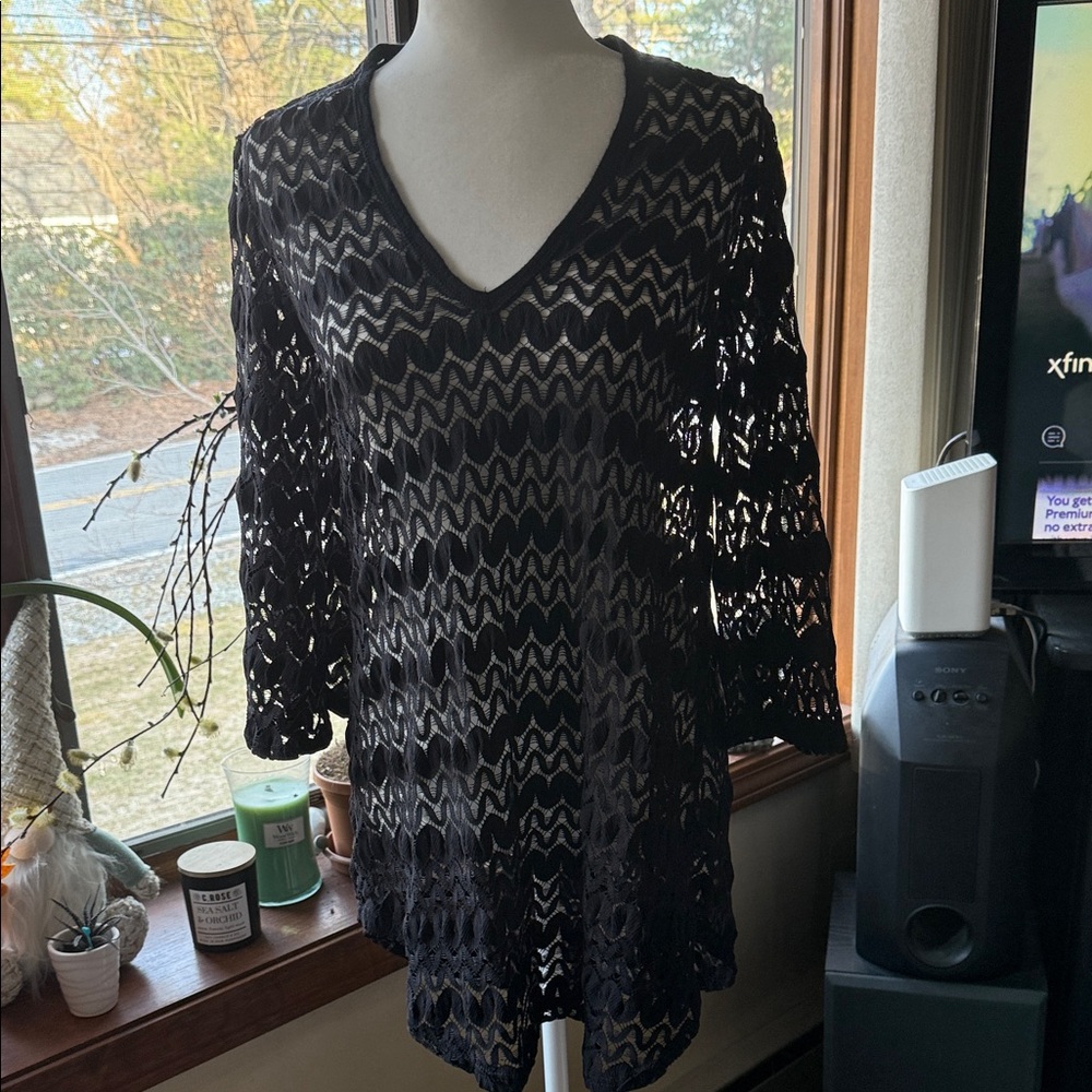 Black Crochet V-Neck Tunic Cover-up w/Flared Sleeves